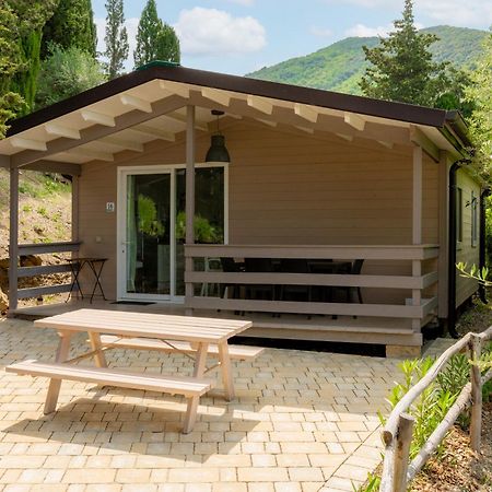 Vallicella Glamping Resort Скарлино Экстерьер фото